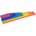 Planches de construction en bois couleurs vives